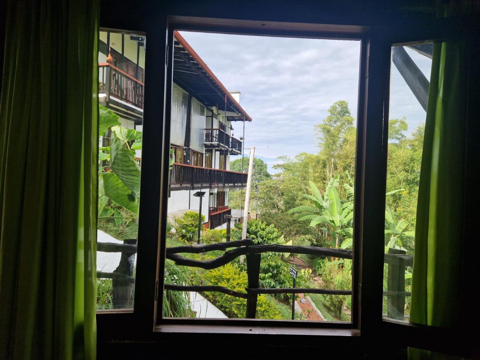 Coffee Tree Boutique Hostel ซาเลนโต ภายนอก รูปภาพ